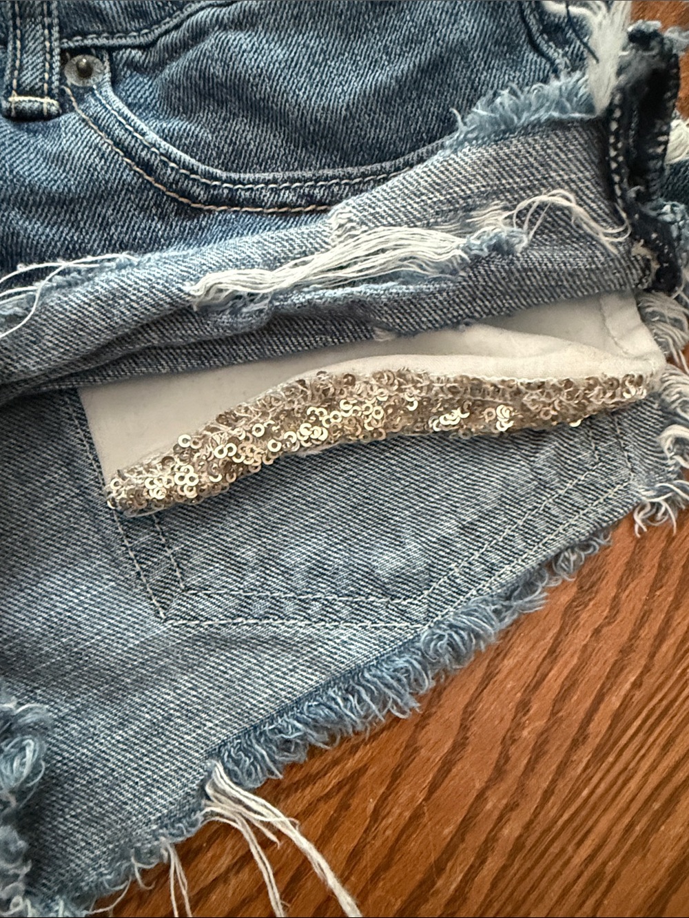 American Eagle Outfitters Blue Distressed Frayed Denim Shorts - Picture 3 of 6